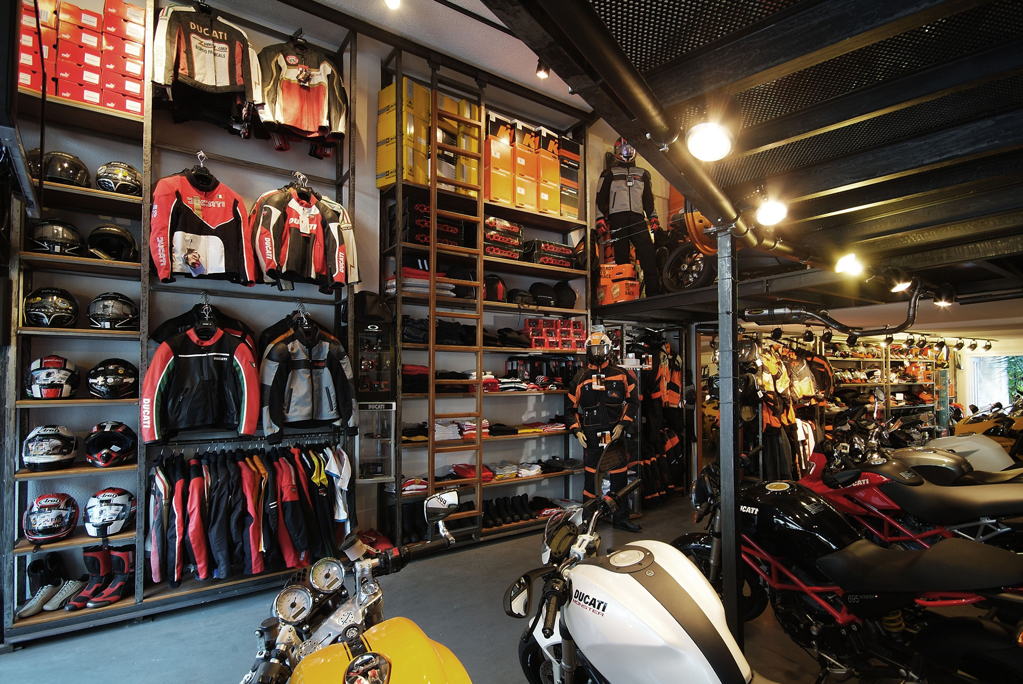 Ducati & KTM Store